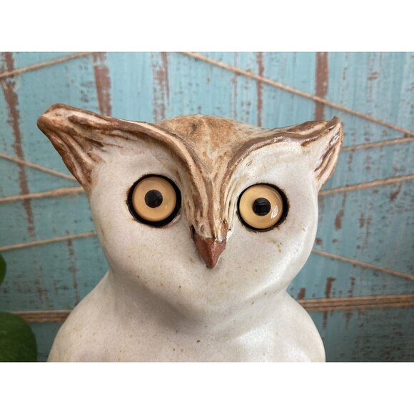 Hand made Signed Snowy Barn Owl Terra Cotta Garden Sculpture 9” Glass Eyes - Picture 4 of 12